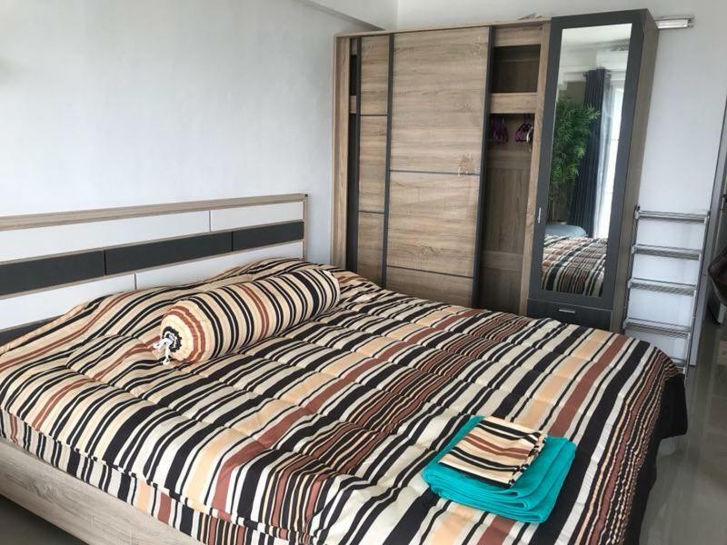 尼兰国际公寓 Nirun Apartment Pattaya